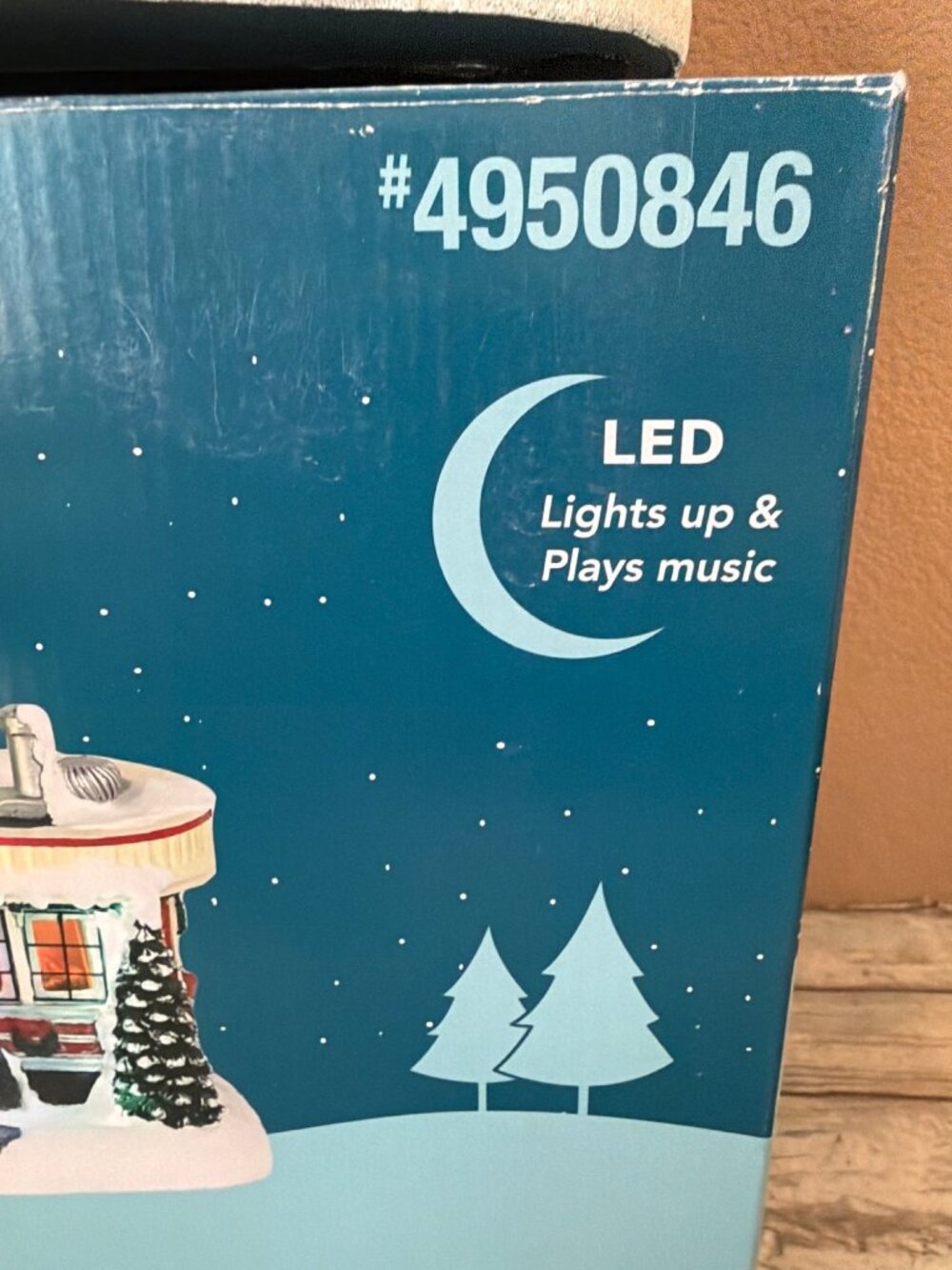 2022 Carole Towne Brighton Burgers Diner 2022 LED Musical Animated Village w/Box - Picture 16 of 17